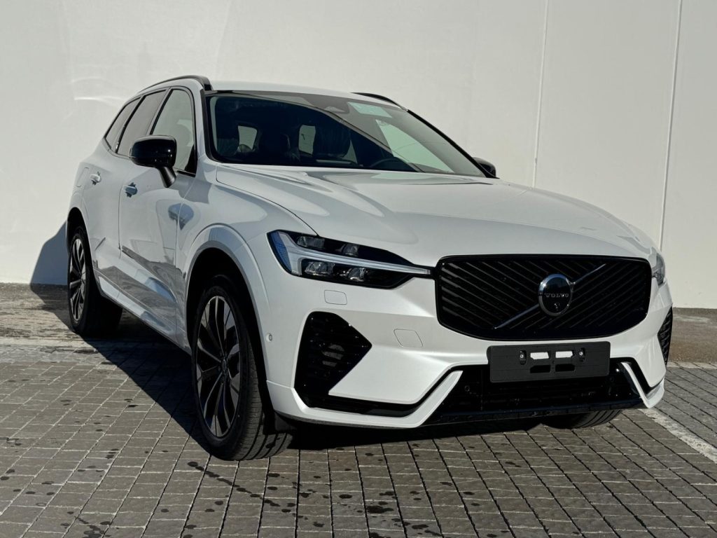 VOLVO XC60 T6 Plug-in hybrid AWD automatico Plus Dark - Foto 3