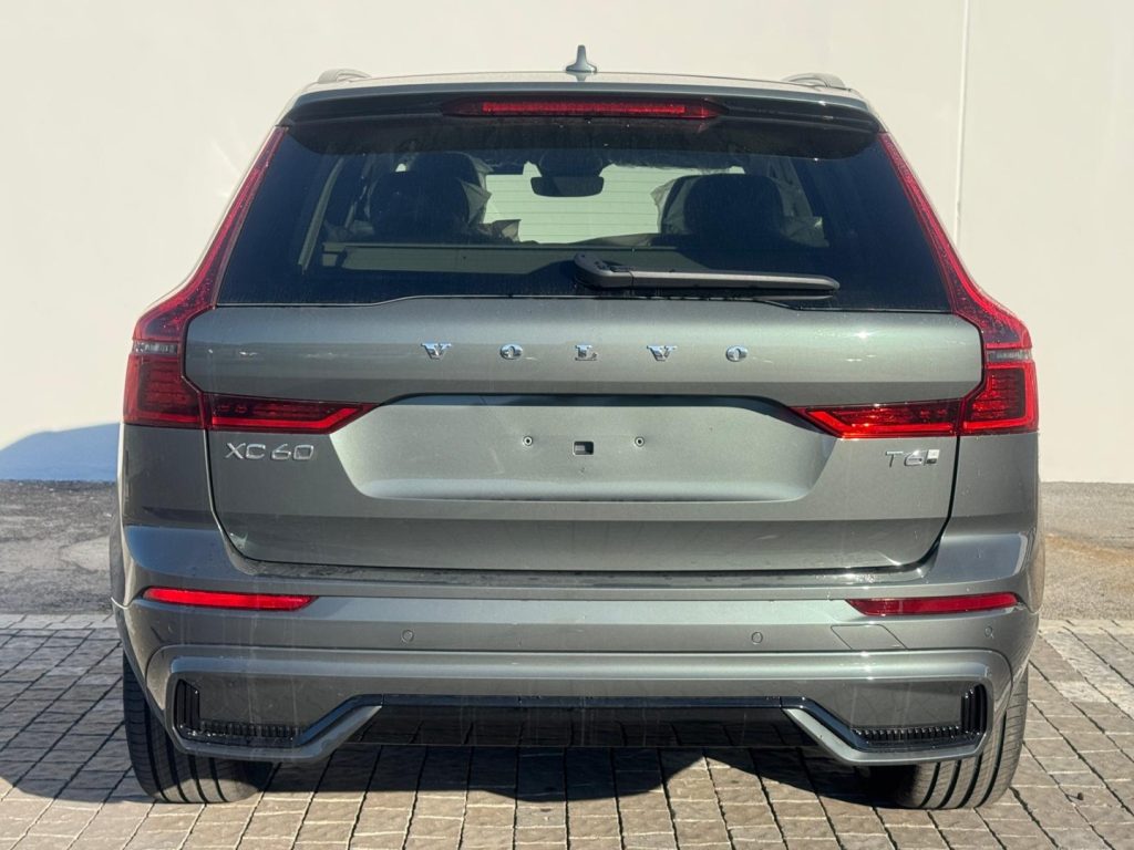 VOLVO XC60 T6 Plug-in hybrid AWD automatico Plus Dark - Foto 6
