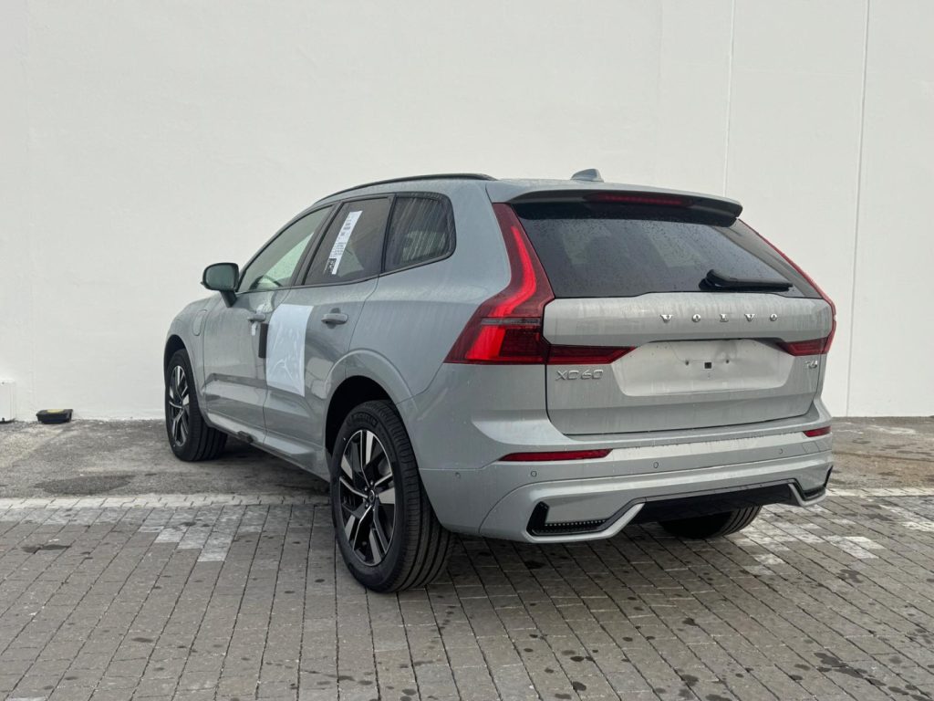 VOLVO XC60 T6 Plug-in hybrid AWD automatico Plus Dark - Foto 5