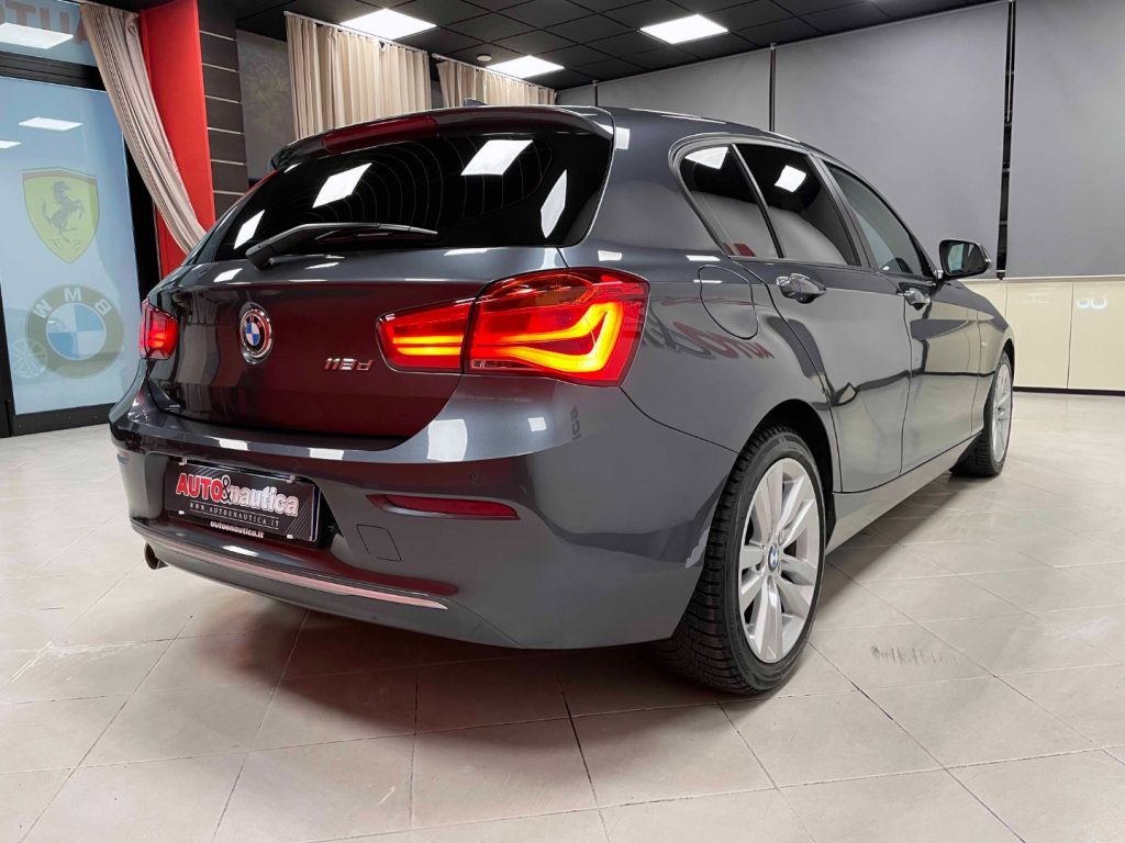 BMW 118 D URBAN 5P AUTO - 11