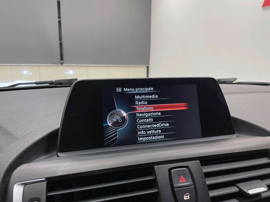 BMW 118 D URBAN 5P AUTO - 47