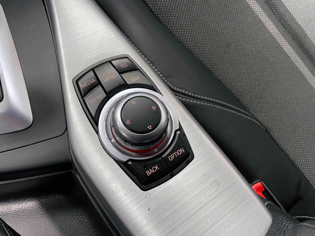 BMW 118 D URBAN 5P AUTO - 49