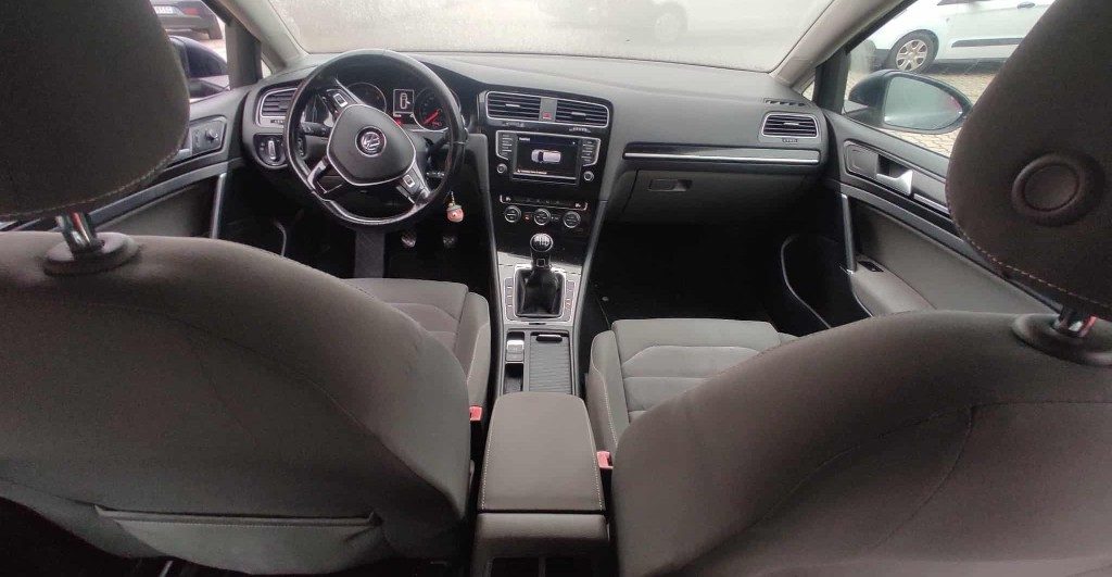 VOLKSWAGEN Golf Variant 2.0 TDI Executive BlueMotion Technology - 3