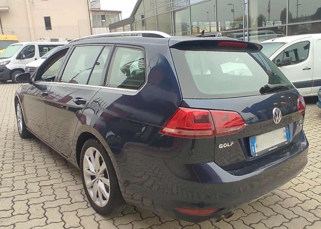 VOLKSWAGEN Golf Variant 2.0 TDI Executive BlueMotion Technology - 8
