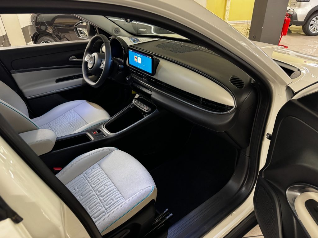 FIAT 600 Hybrid 110 CV DCT MHEV La Prima - 10