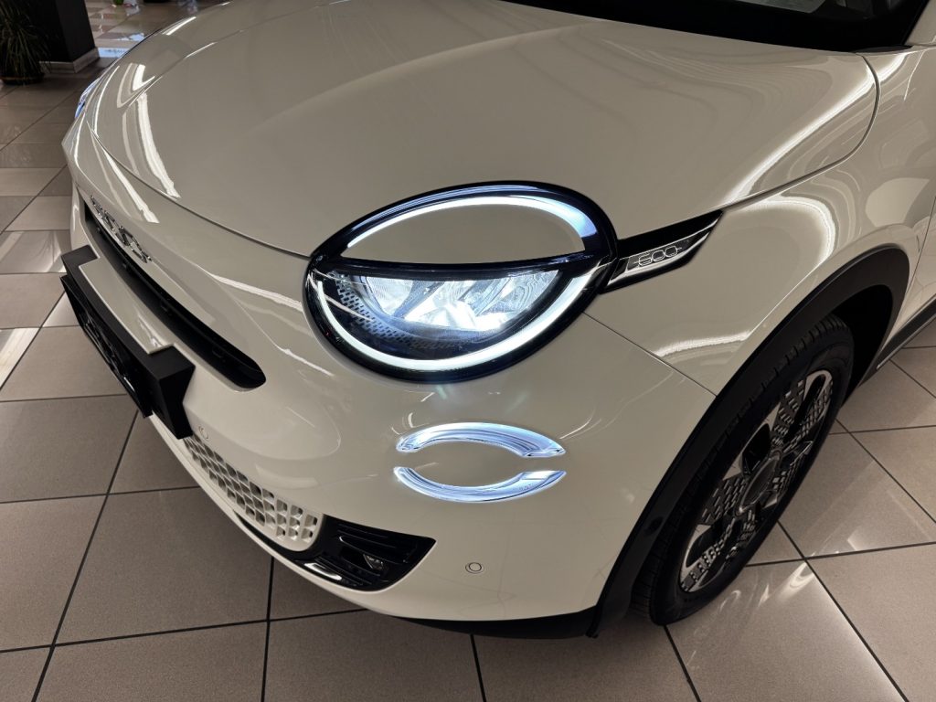 FIAT 600 Hybrid 110 CV DCT MHEV La Prima - 5