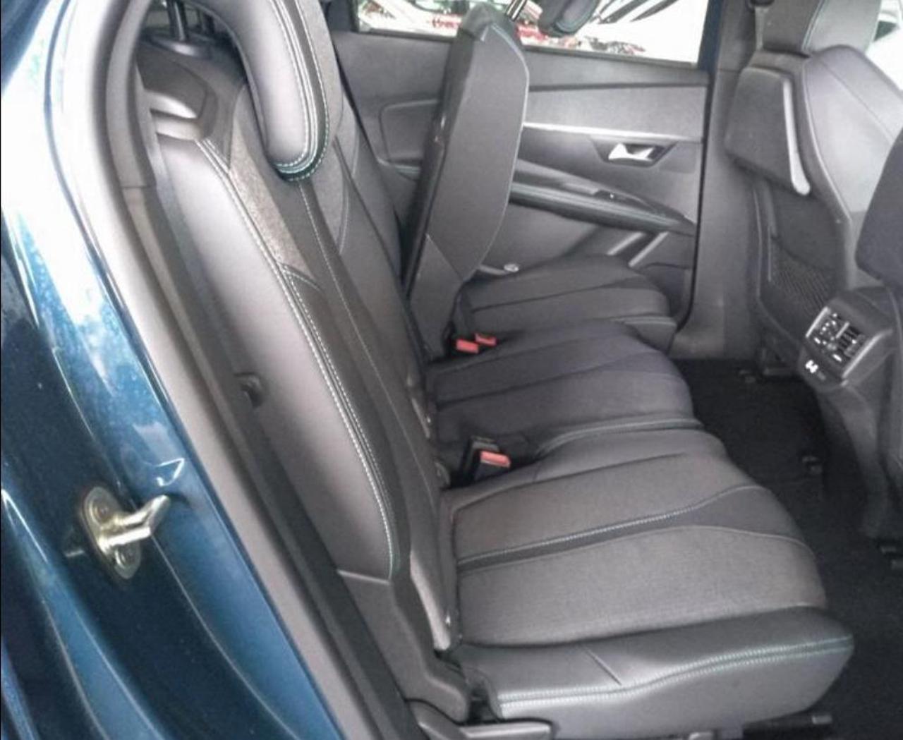 PEUGEOT 5008 PureTech Turbo 130 S&S Allure Pack - 7