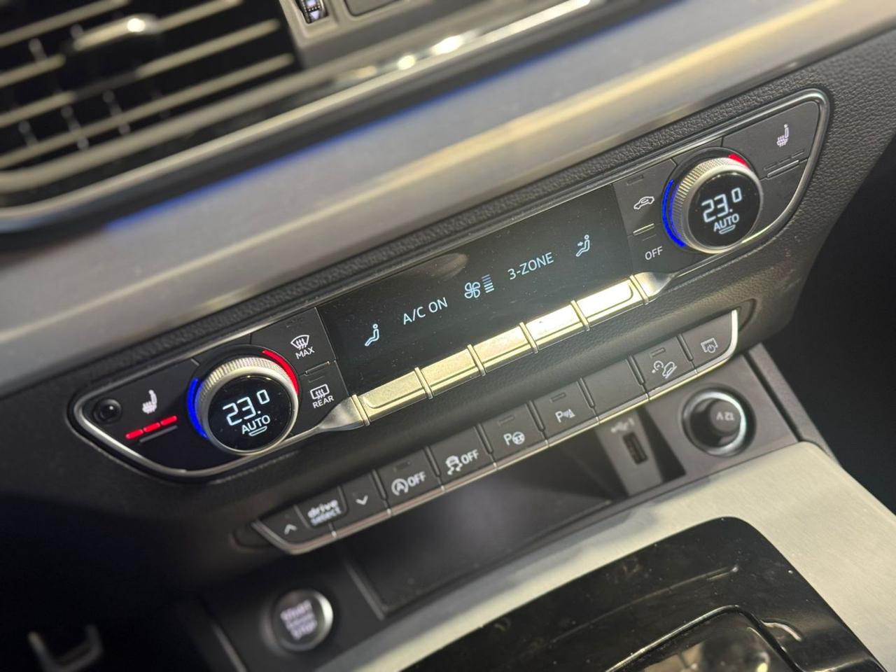 AUDI Q5 SPB 40 TDI quattro S tronic Identity Black - 17