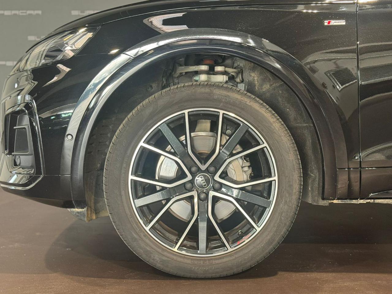 AUDI Q5 SPB 40 TDI quattro S tronic Identity Black - 8