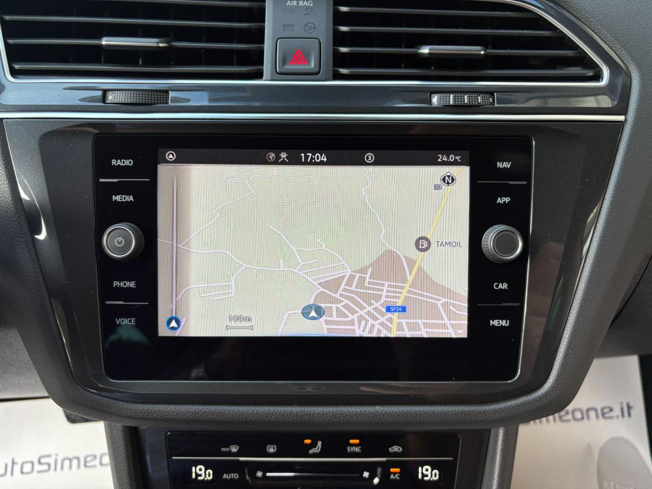 VOLKSWAGEN Tiguan 2.0 TDI 150 CV SCR DSG Life - 16