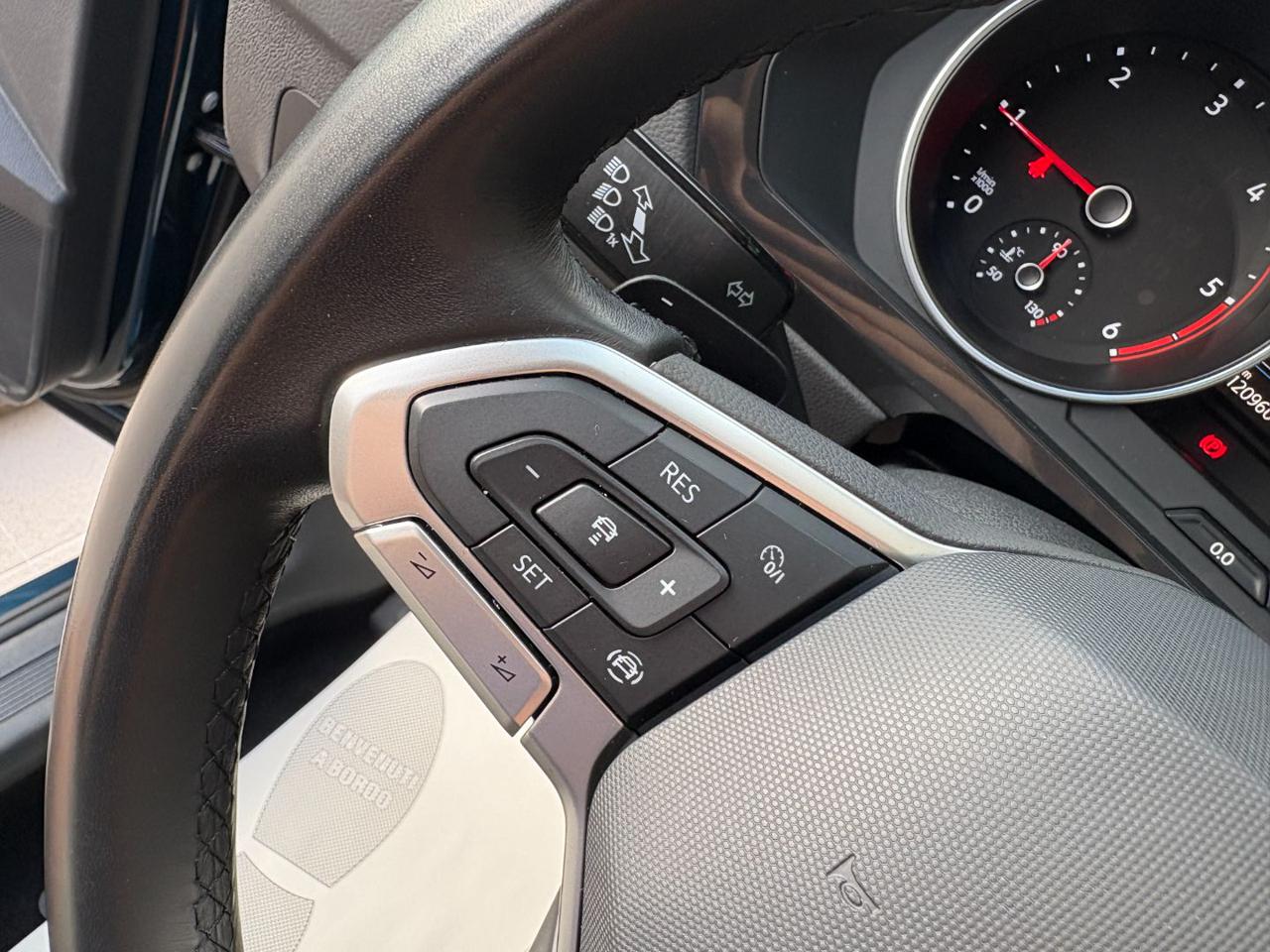 VOLKSWAGEN Tiguan 2.0 TDI 150 CV SCR DSG Life - 21