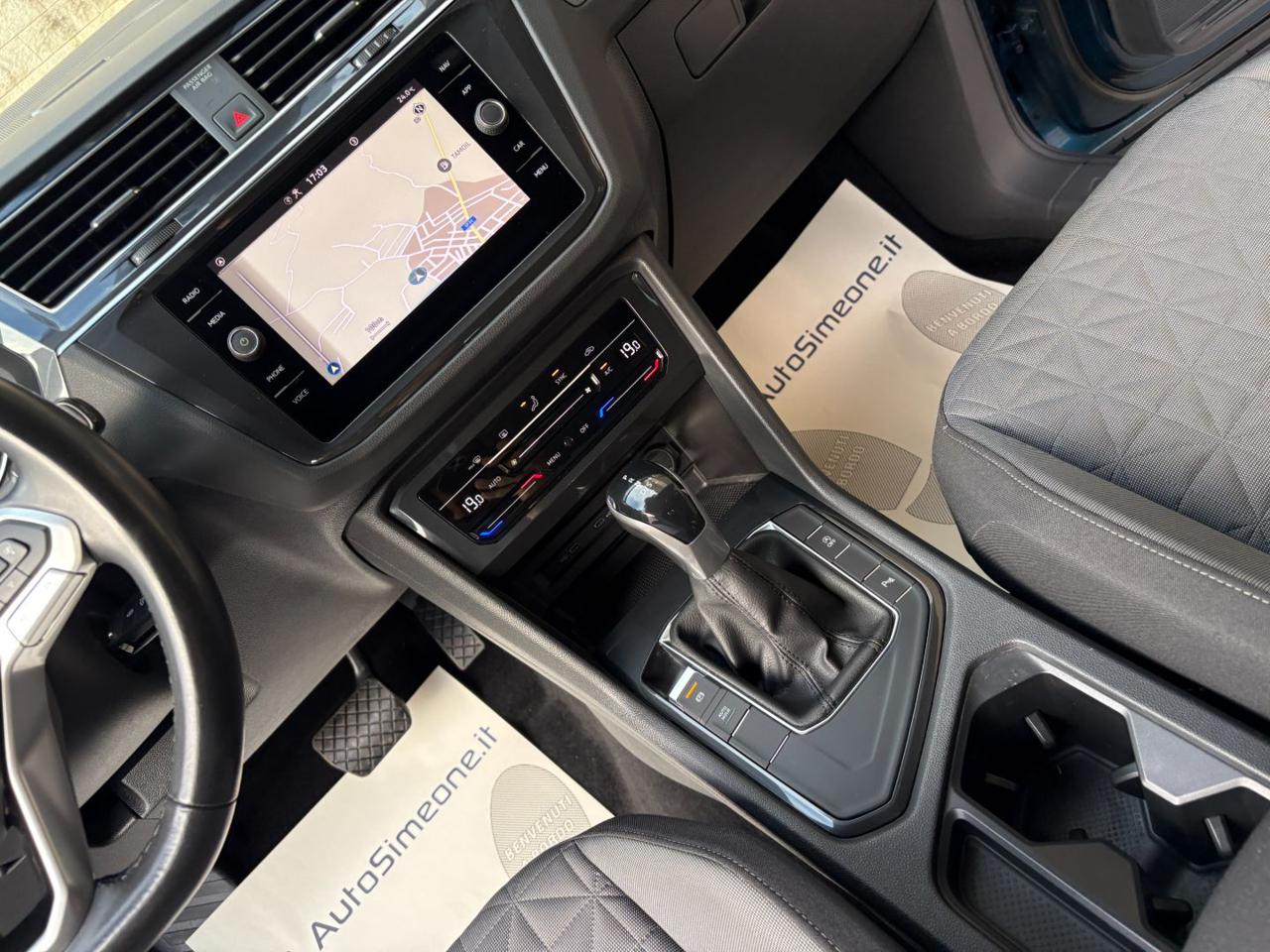 VOLKSWAGEN Tiguan 2.0 TDI 150 CV SCR DSG Life - 20