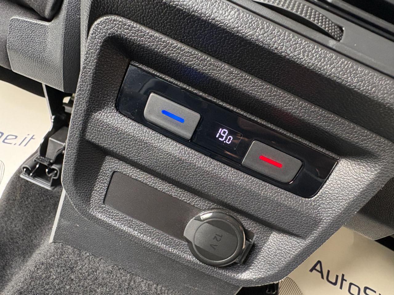 VOLKSWAGEN Tiguan 2.0 TDI 150 CV SCR DSG Life - 29