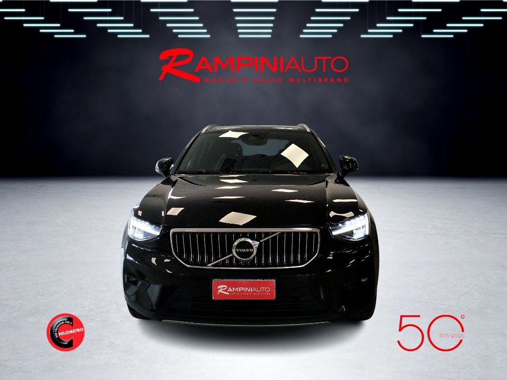 VOLVO XC40 T4 Recharge Plug-in Hybrid automatico Core - 3