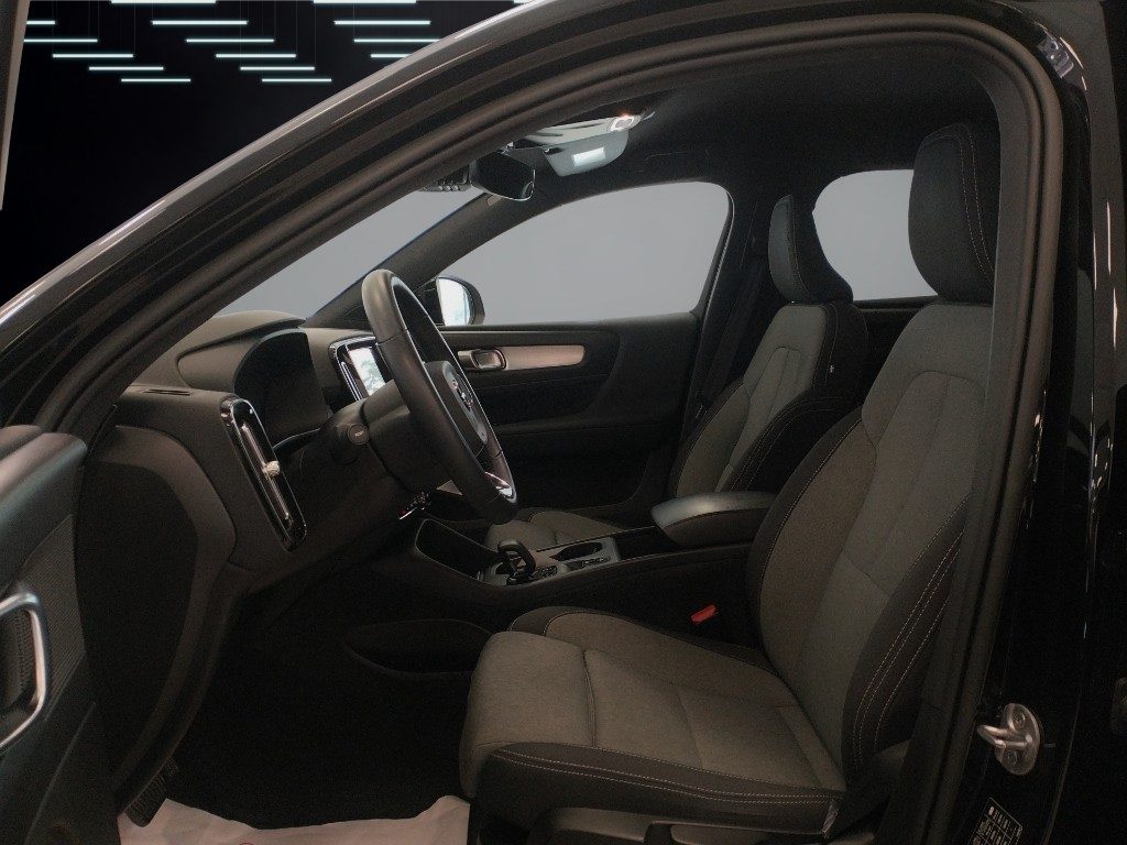 VOLVO XC40 T4 Recharge Plug-in Hybrid automatico Core - 15