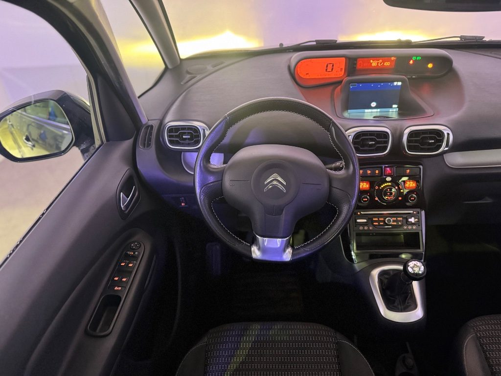 CITROEN C3 Picasso 1.4 VTi 95 Exclusive Limited - 14