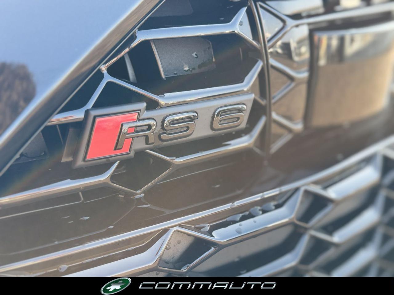 AUDI RS6 4.0 TFSI V8 Performance Dynamic Plus 305 CARBON - 5