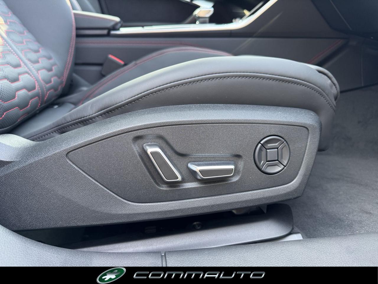 AUDI RS6 4.0 TFSI V8 Performance Dynamic Plus 305 CARBON - 38