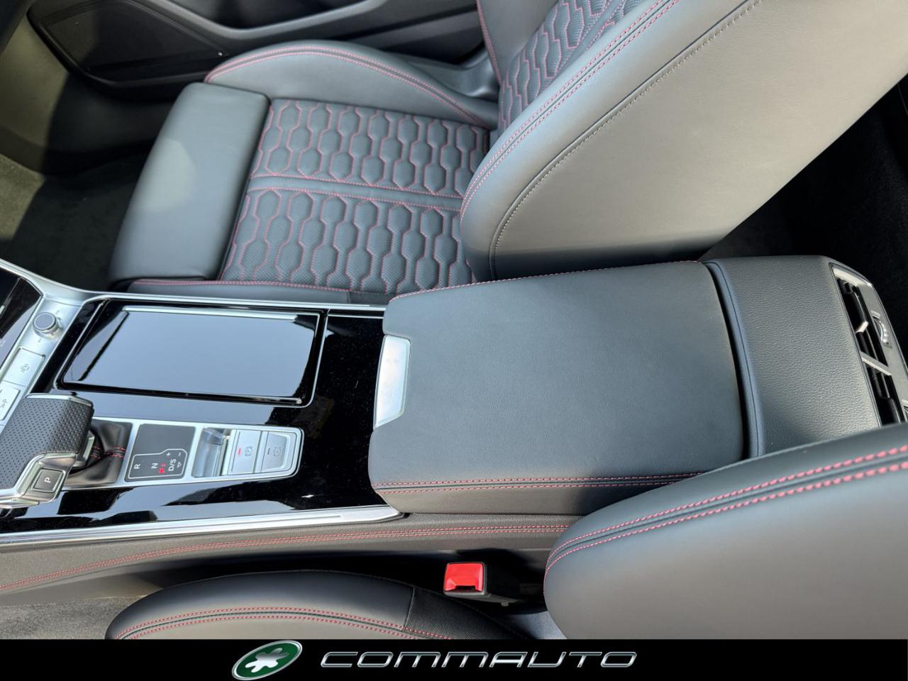 AUDI RS6 4.0 TFSI V8 Performance Dynamic Plus 305 CARBON - 35