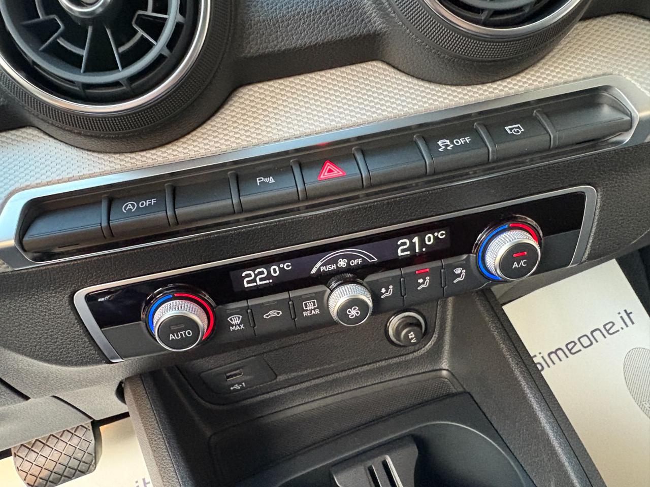 AUDI Q2 30 TDI 116 CV S tronic Business Advanced - 17