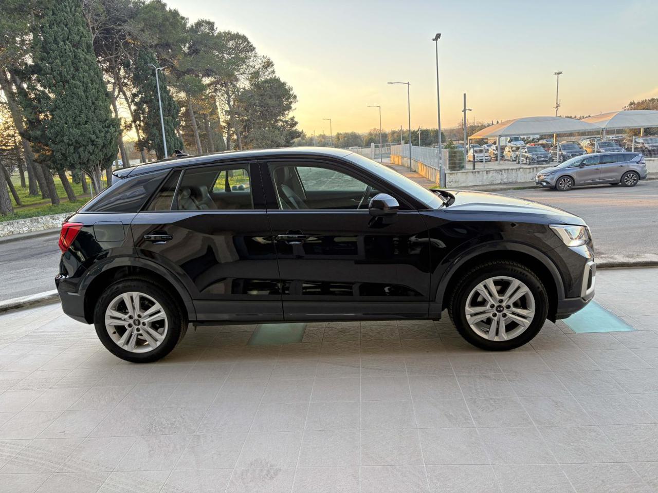 AUDI Q2 30 TDI 116 CV S tronic Business Advanced - 4
