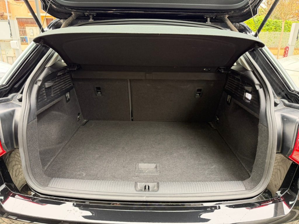 AUDI Q2 30 TDI S tronic Identity Black AUTOMATICA - 15