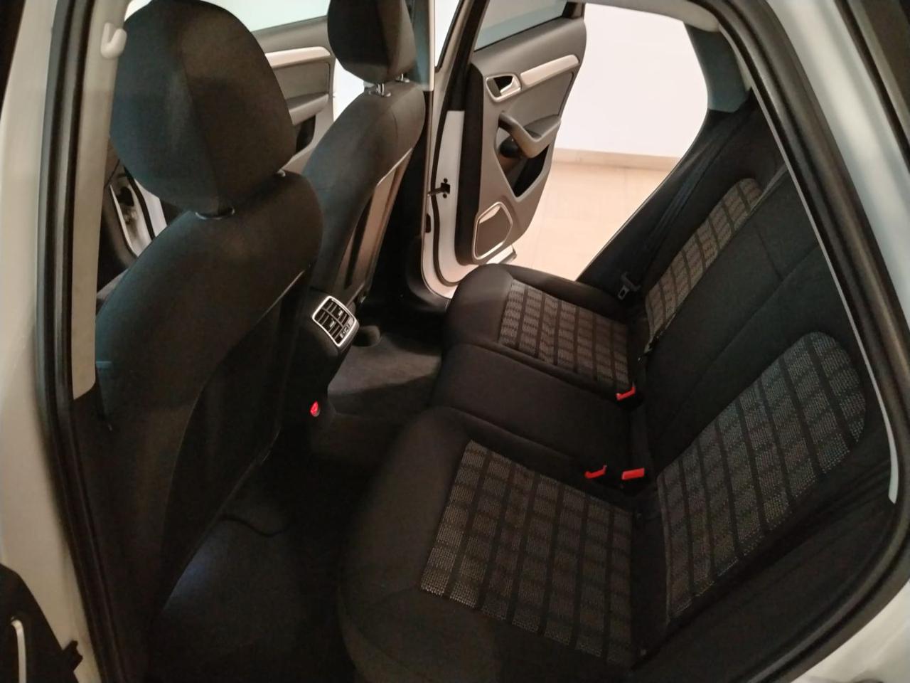 AUDI Q3 2.0 TDI 184 CV quattro S tronic Sport - 21