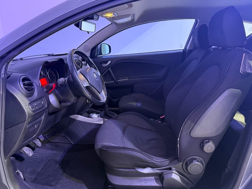 ALFA ROMEO MiTo 1.4 78 CV Distinctive Sport Pack - 11