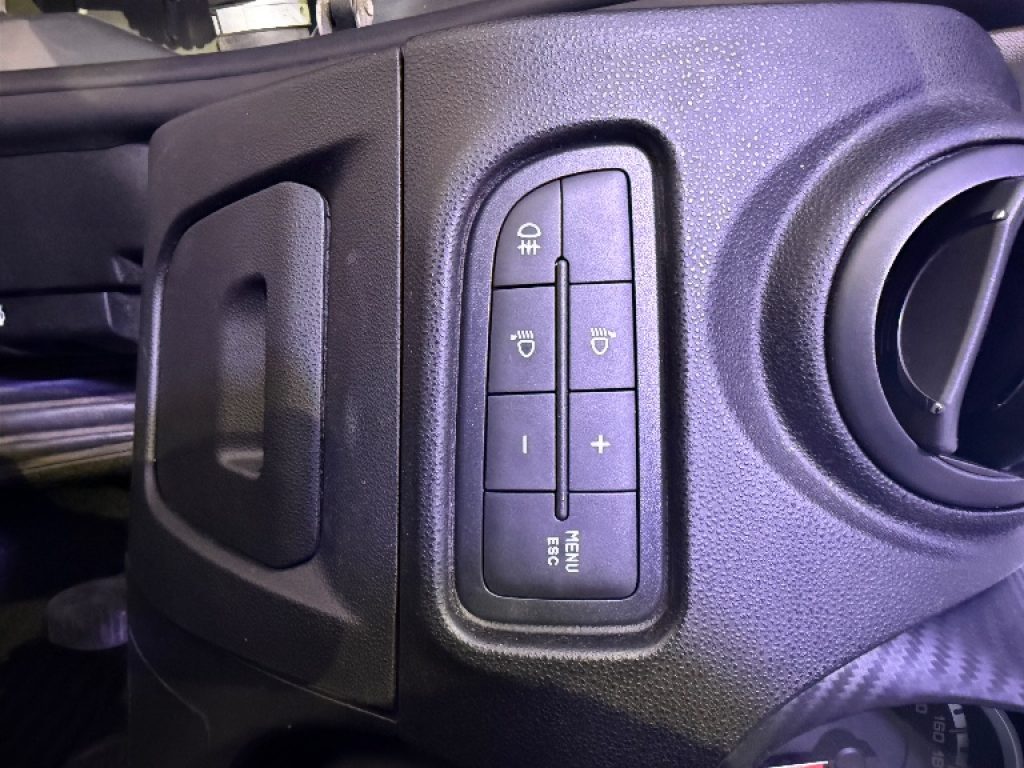 ALFA ROMEO MiTo 1.4 78 CV Distinctive Sport Pack - 9