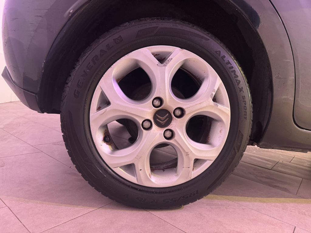 CITROEN C3 1.1 Exclusive Style - 8