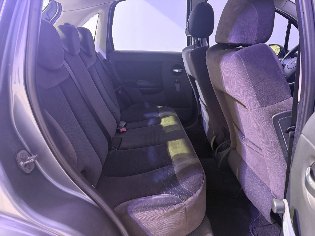 CITROEN C3 1.4 Exclusive Bi Energy G - 11