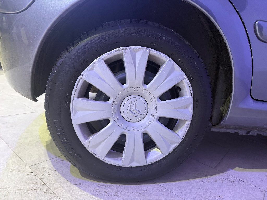 CITROEN C3 1.4 Exclusive Bi Energy G - 2