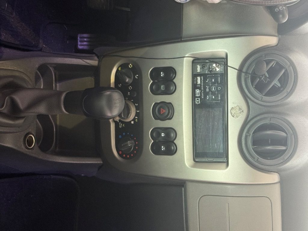 DACIA Sandero 1.2 16V - 13