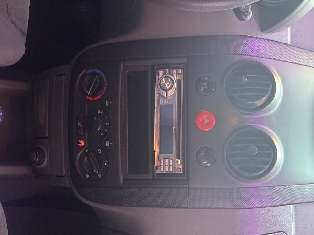 DAEWOO Kalos 1.2 cat 5 porte SE Plus - 4