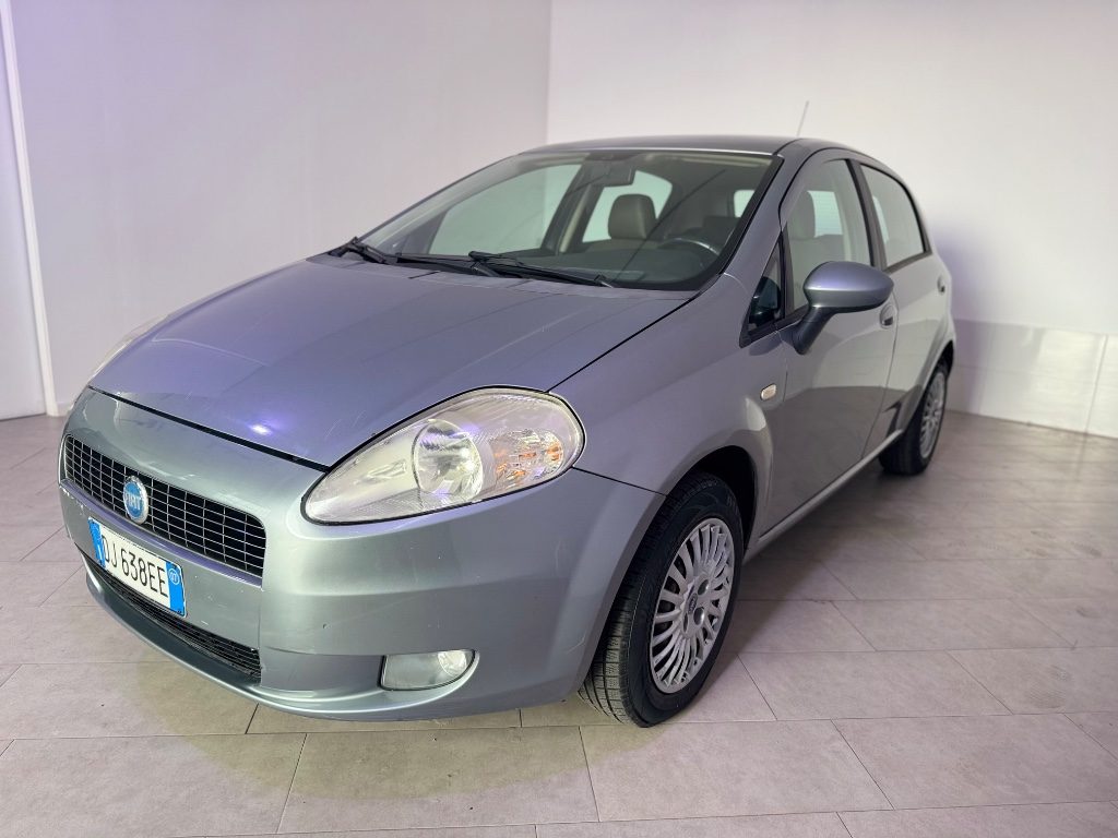 FIAT Grande Punto 1.4 5 porte Dynamic - 19