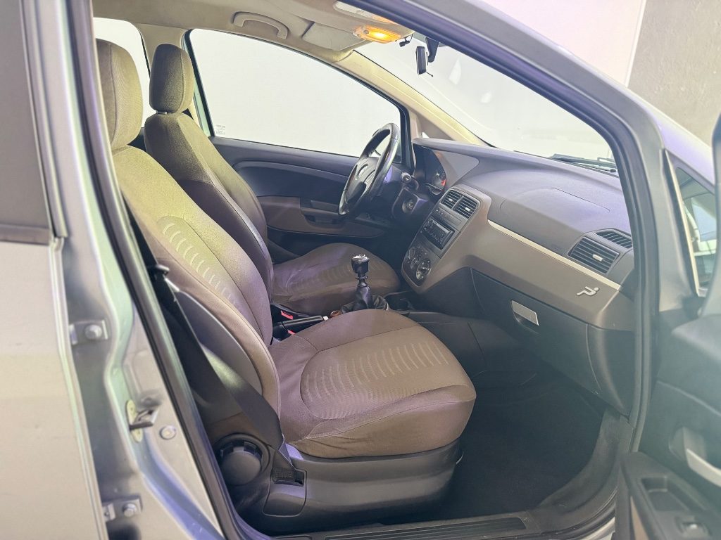 FIAT Grande Punto 1.4 5 porte Dynamic - 14