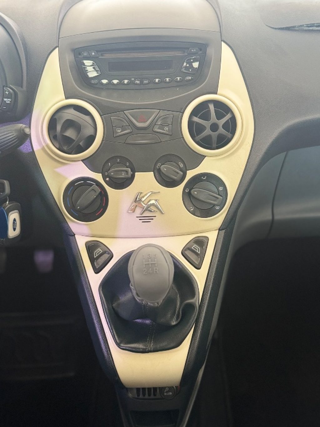 FORD Ka+ 1.2. 8V 69CV - 7