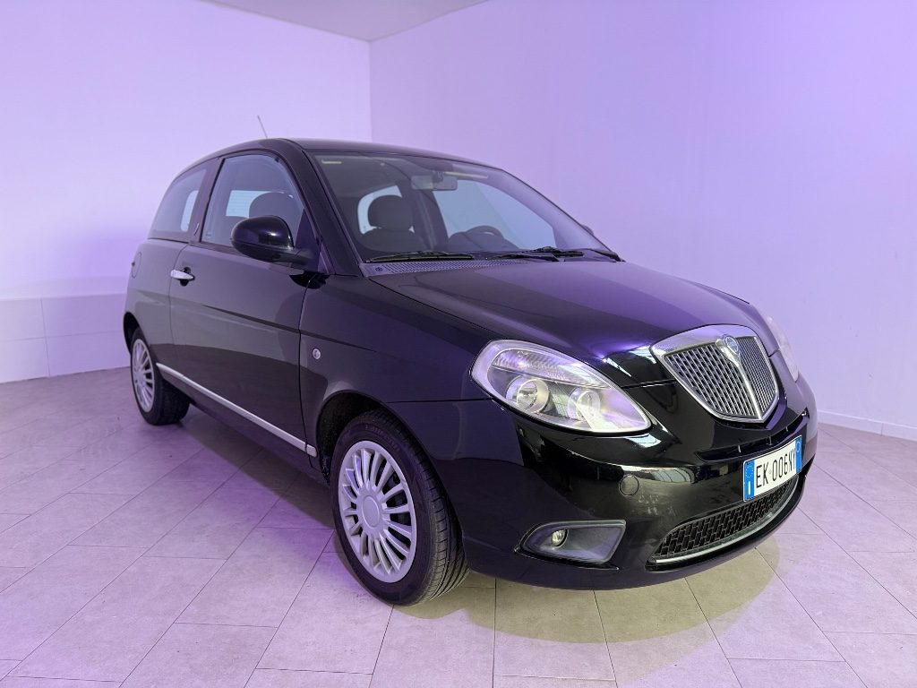 LANCIA Ypsilon 1.2 69 CV Platinum - 2