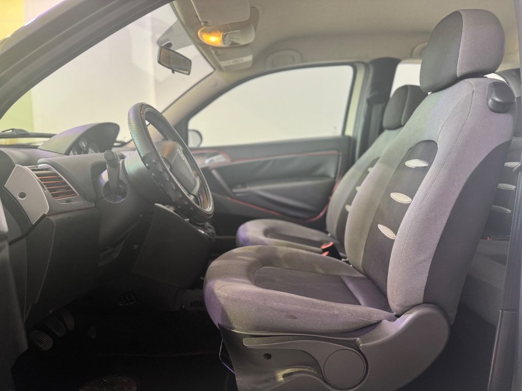 LANCIA Ypsilon 1.3 MJT 90 CV Blue&Me - 4