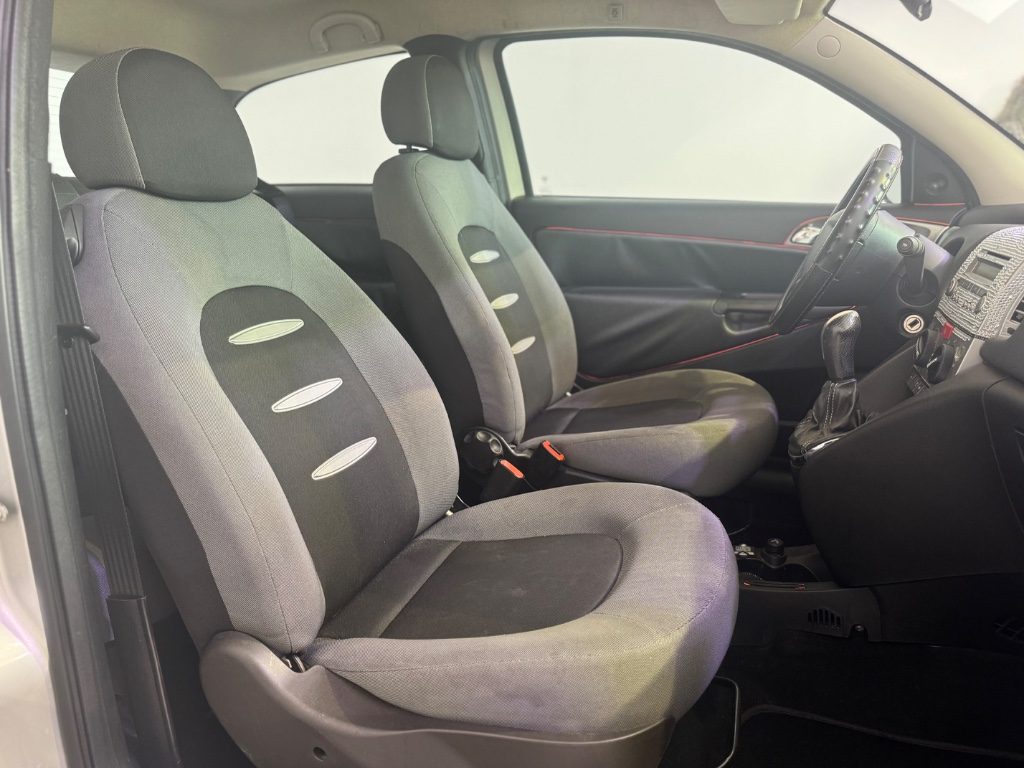 LANCIA Ypsilon 1.3 MJT 90 CV Blue&Me - 7