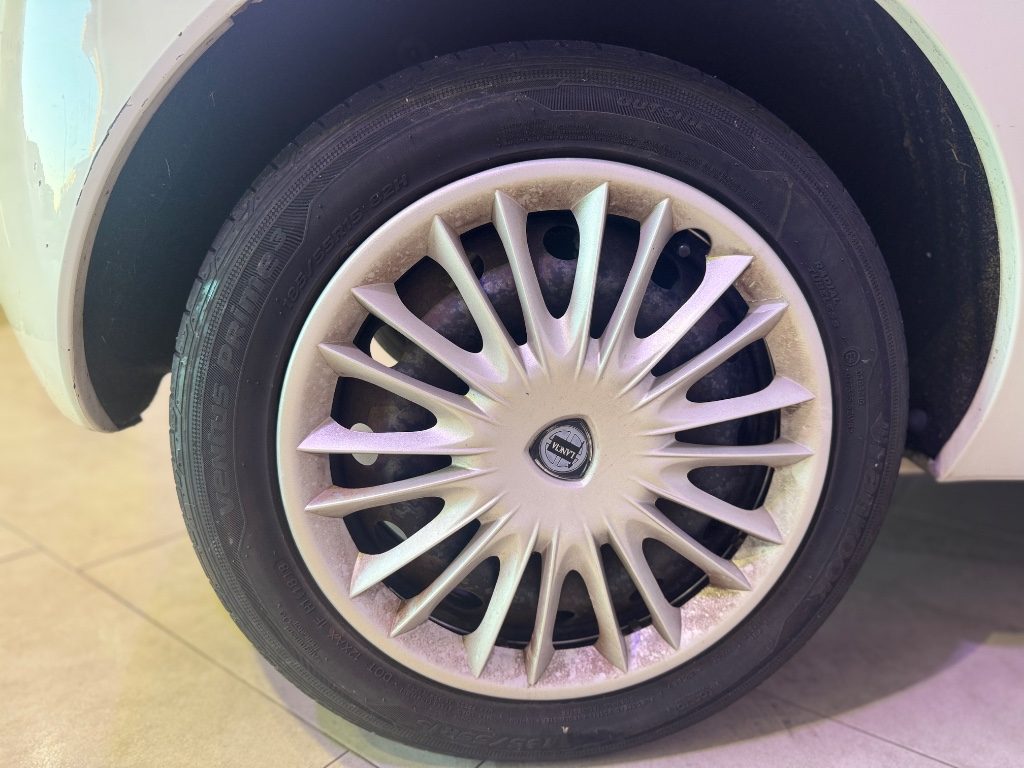 LANCIA Ypsilon 1.4 Diva Ecochic GPL - 10