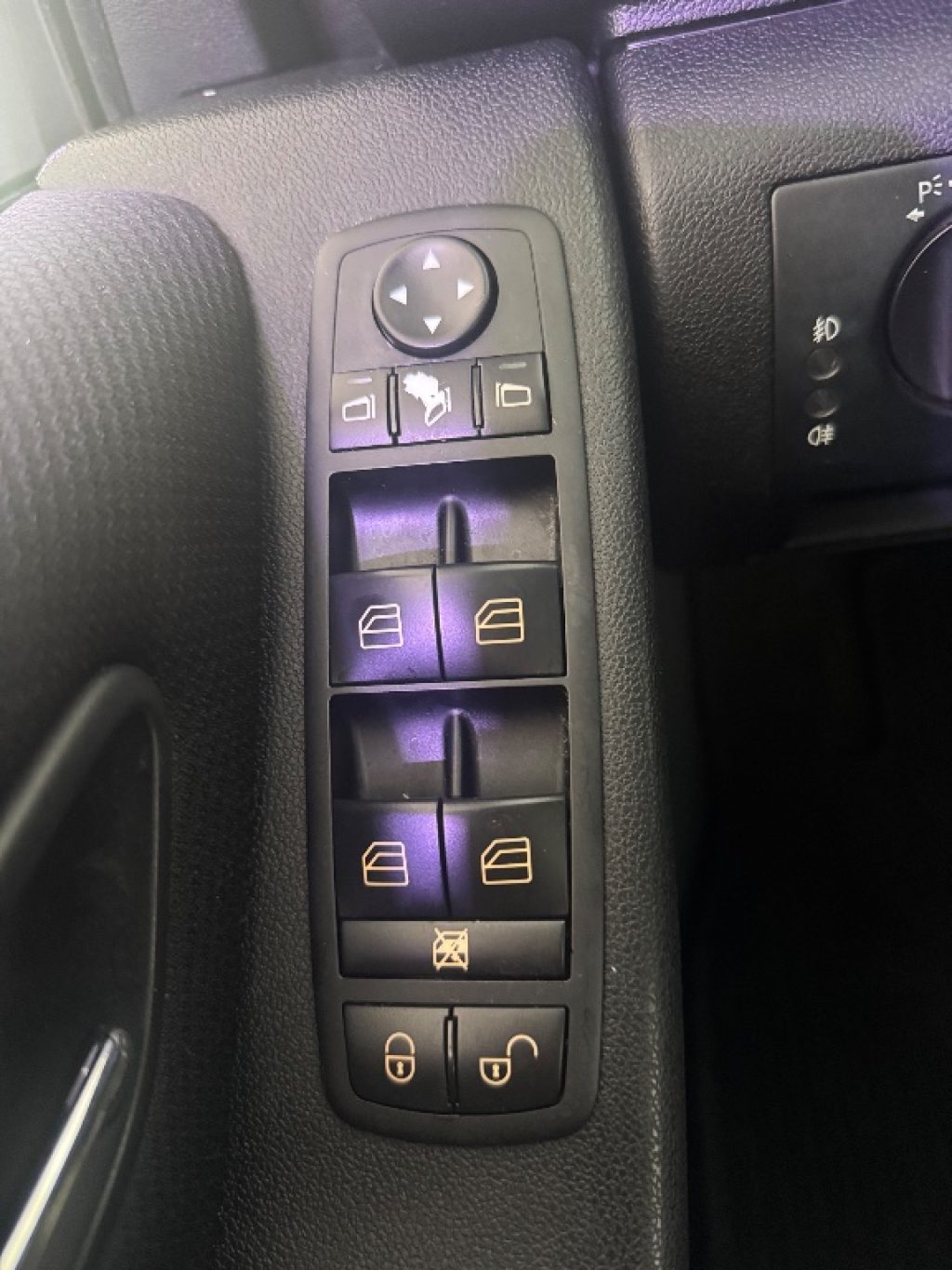 MERCEDES-BENZ A 170 Avantgarde - 17