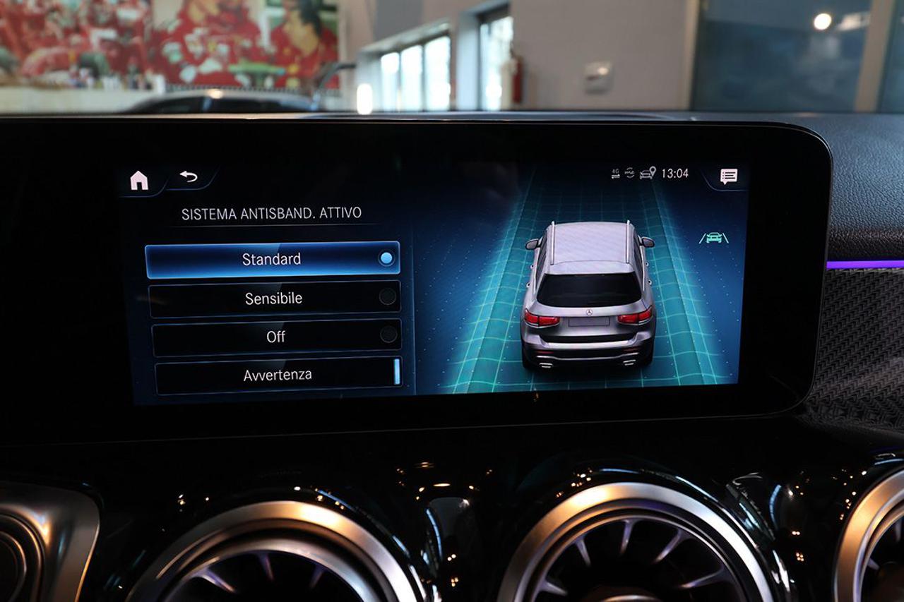 MERCEDES-BENZ GLB 200 d Automatic Premium AMG - 27