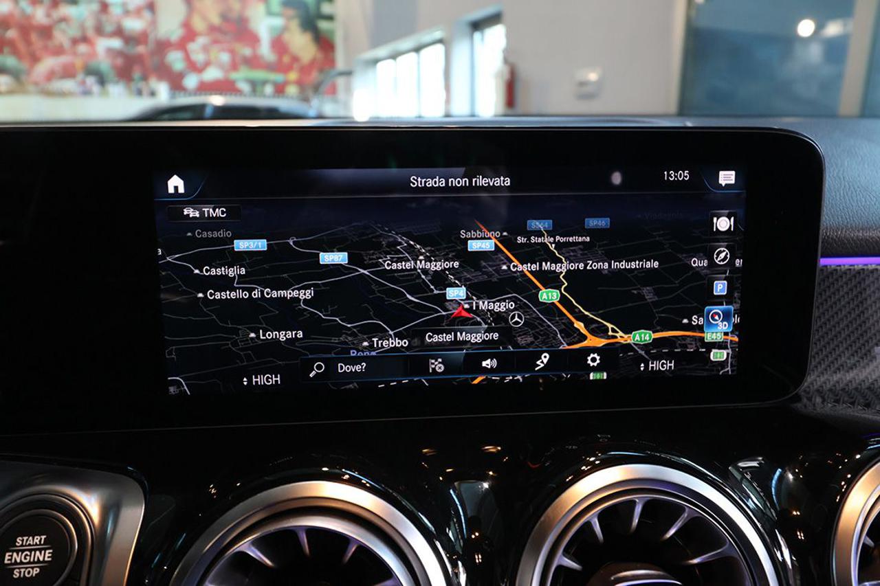 MERCEDES-BENZ GLB 200 d Automatic Premium AMG - 22