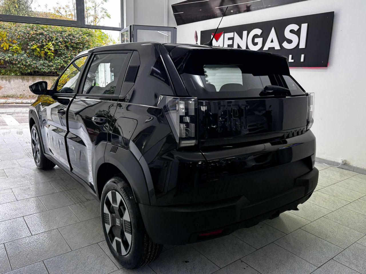 FIAT Grande Panda 1.2 Hybrid 110 CV S&S Icon - 4