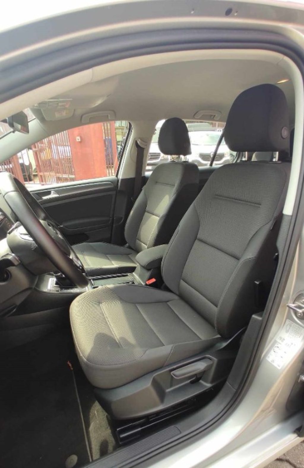 VOLKSWAGEN Golf 1.6 TDI 115CV DSG SERIE 7- Business BM Technolo - 16