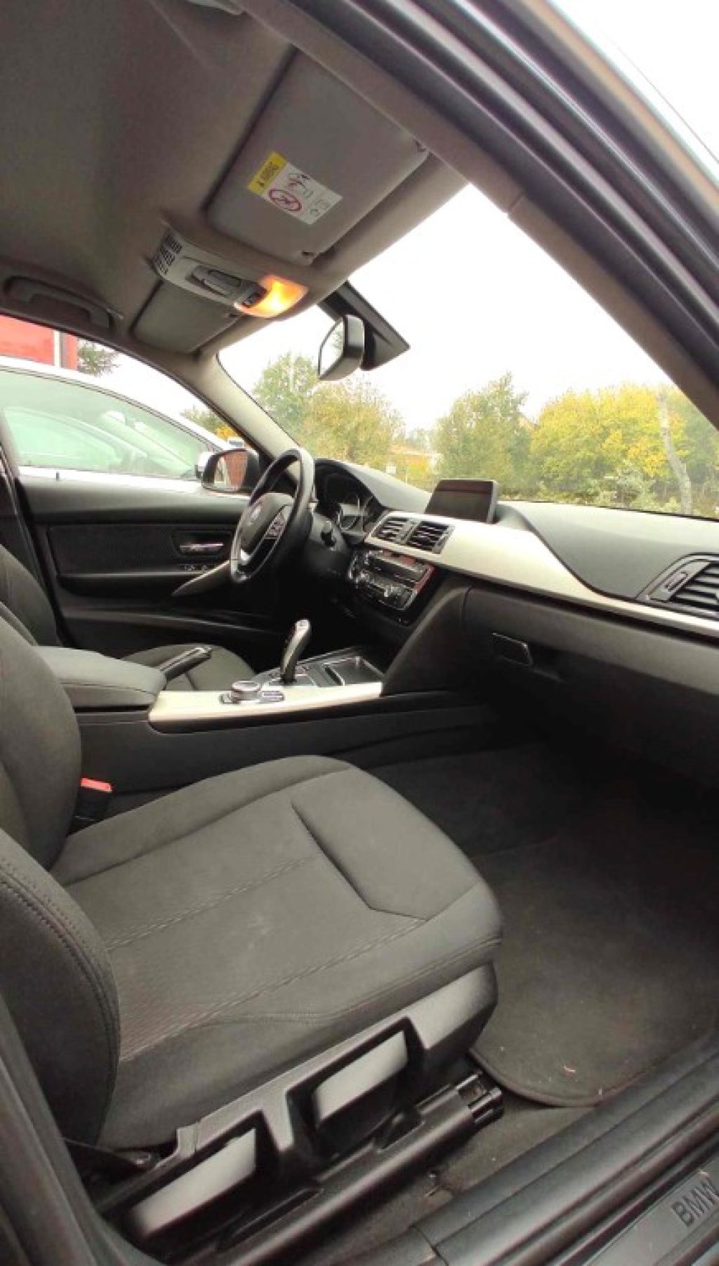 BMW 320 d Touring Business Advantage aut. - 3