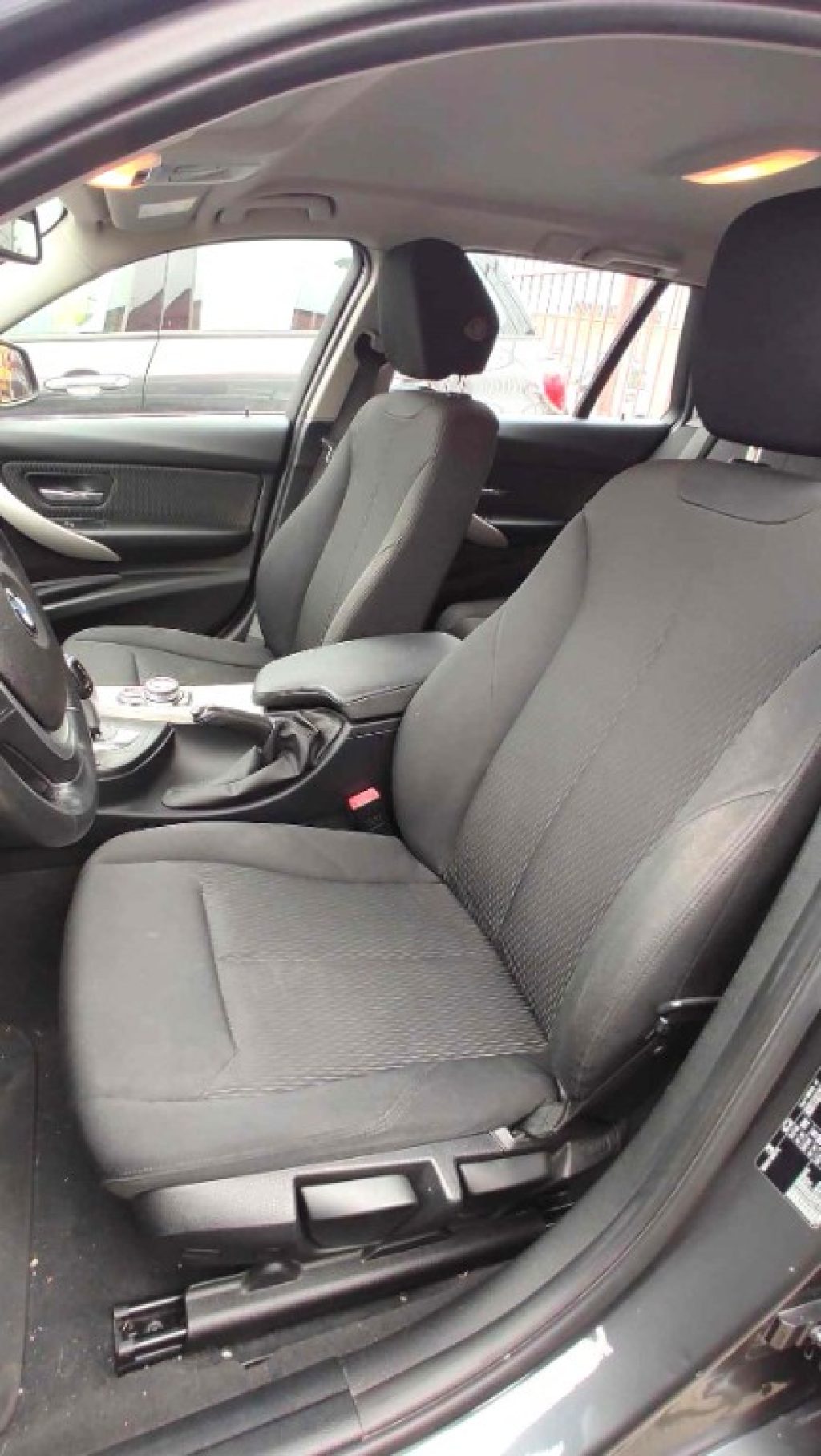 BMW 320 d Touring Business Advantage aut. - 2