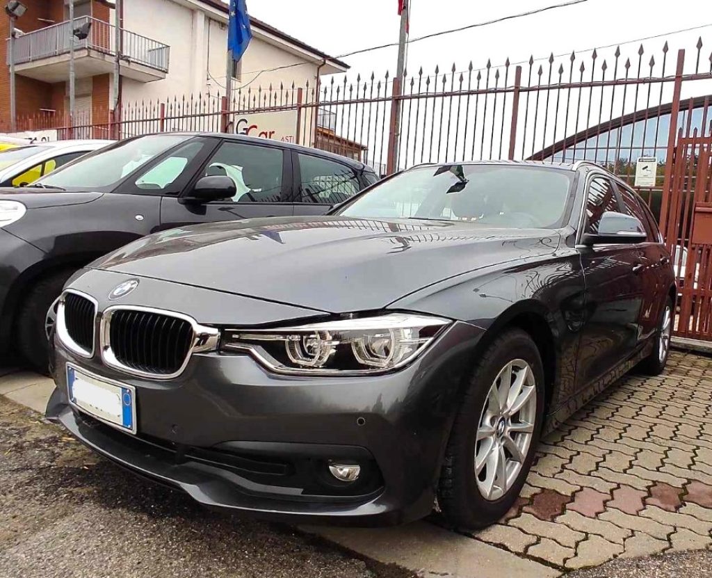 BMW 320 d Touring Business Advantage aut. - 1