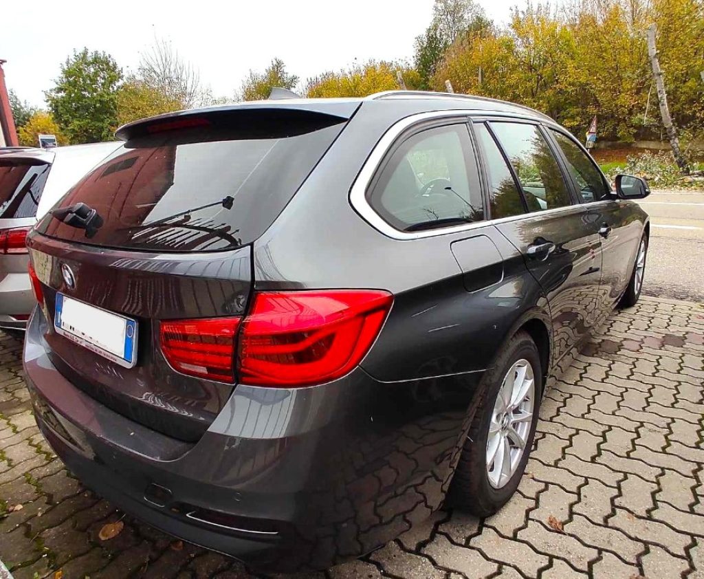 BMW 320 d Touring Business Advantage aut. - 11
